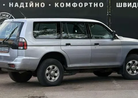 Mitsubishi Pajero Sport - 5/10