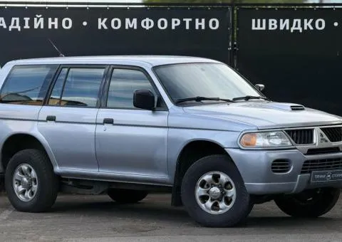 Mitsubishi Pajero Sport - 7/10