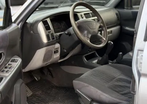 Mitsubishi Pajero Sport - 9/10