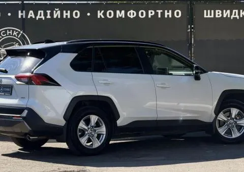Toyota RAV4 - 5/10
