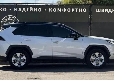 Toyota RAV4 - 6/10