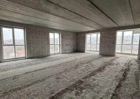 Продам квартиру  після будівельників, 88м - 6/9