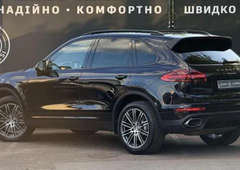 Porsche Cayenne - 2/10