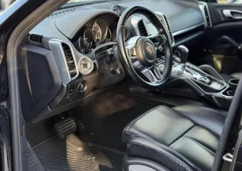 Porsche Cayenne - 9/10