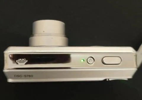 Sony Cyber-shot DSC-S780 Aluminum Вінтажна Мильниця фотоапарат фотокамера - 1/3