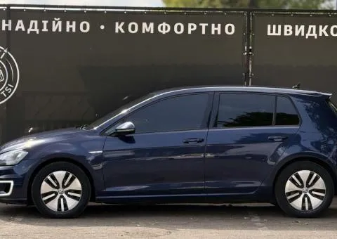 Volkswagen e-Golf - 2/10