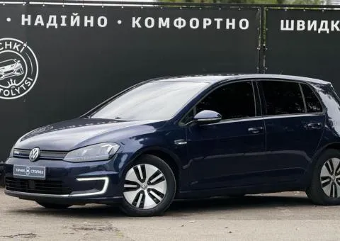 Volkswagen e-Golf - 4/10