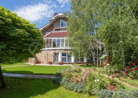Аренда 6-комнатного дома, 700 м², ЖК «Золотые Ворота», ул. Чистоводна, Козин - 3/10