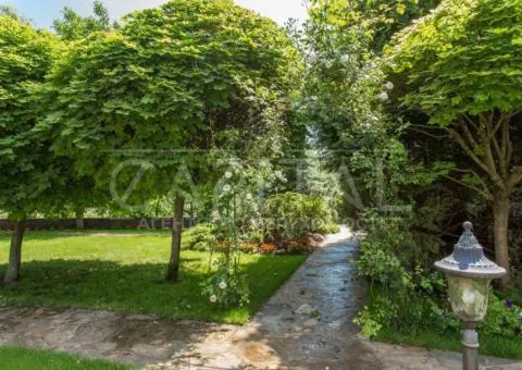 Аренда 6-комнатного дома, 700 м², ЖК «Золотые Ворота», ул. Чистоводна, Козин - 8/10