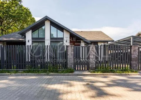 private house - 6/10