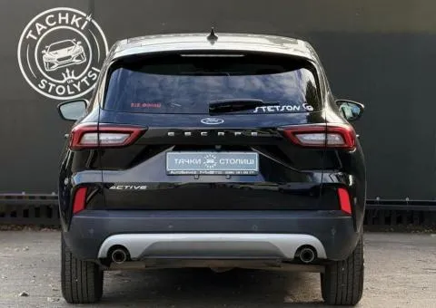Ford Escape - 4/10