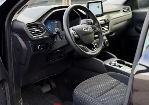Ford Escape - 10/10