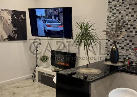 1-room apartment for long-term rent, 60 m², RiverStone residential complex, Truskavetska St, Kyiv - 1/8