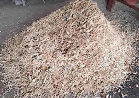 Pine fuel chips / woodchips in bulk