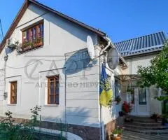 Оренда 4-кімнатного будинку, 180 м², бул. Академіка Вернадського, Святошинський район, Київ