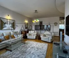 Довгострокова оренда 3-кімнатної квартири, 117 м², вул. Ковпака, Печерський район, Київ