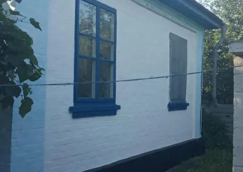 Кирпичный дом в пгт Чорнобай