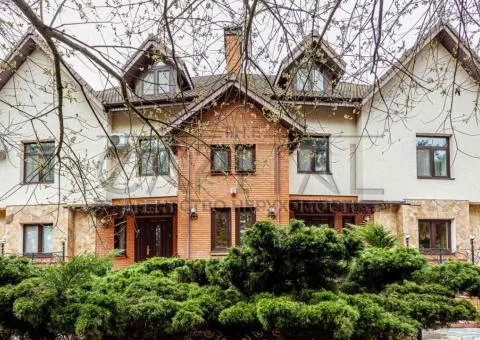 Аренда 14-комнатного дома, 1800 м², пер. Каштановый, Козин - 1/10