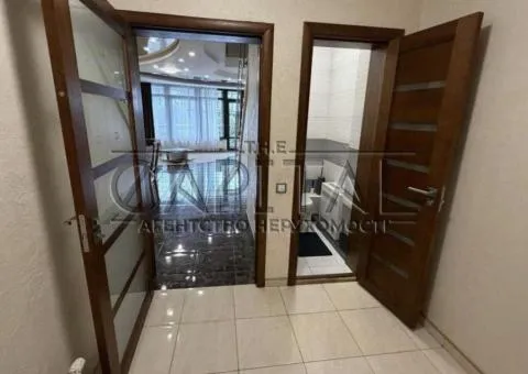 Аренда 3-комнатной квартиры, 140 м², ЖК «SKY RIVER», ул. 7-я Озерная, Вишенки - 10/10