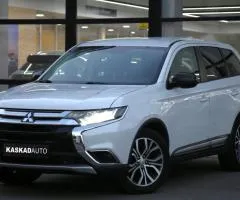 Mitsubishi Outlander 2018, газ и бензин, автомат, полный привод, 158 тыс. км, Харьков