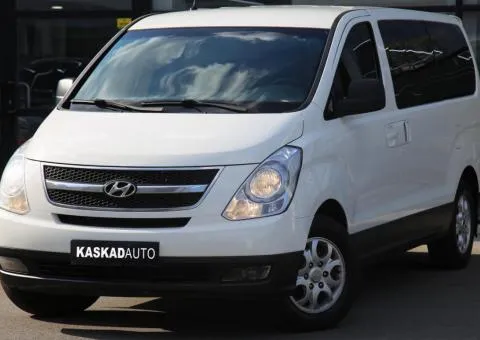 Hyundai H-1 2012, дизель, механіка, передній привід, 464 тис. км, Харків