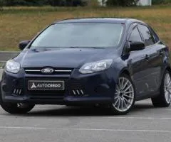 Ford Focus 2013, petrol, manual, front-wheel drive, 141,000 km, Kyiv