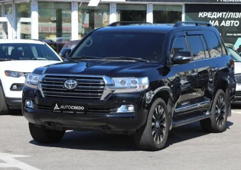 Toyota Land Cruiser (все) 2019, LPG + бензин, автомат, полный привод, 105 тыс. км, Харьков