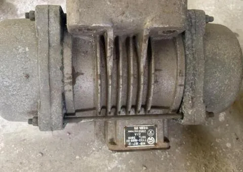Industrial pumps, electric motors and gearmotors for sale - 2/10