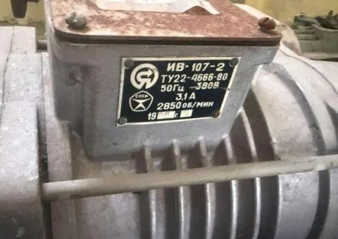 Industrial pumps, electric motors and gearmotors for sale - 4/10