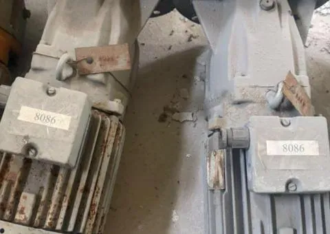 Industrial pumps, electric motors and gearmotors for sale - 9/10