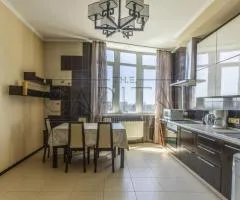 Аренда 2-комнатной квартиры, 86 м², ул. Кудрявский спуск, Шевченковский район, Киев