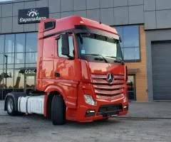 Mercedes-Benz Actros 2014, tractor, 704,000 km, Rivne