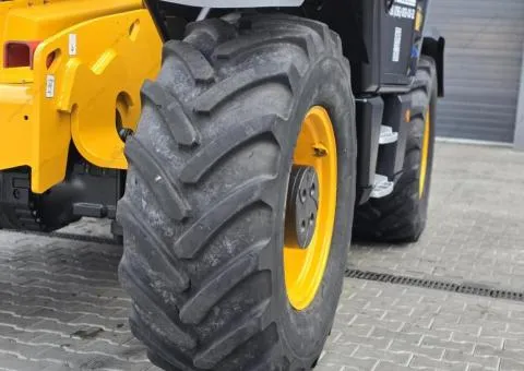 JCB 560-80 2016, Рівне - 8/10