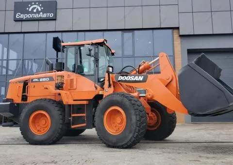 Doosan DL 250-3 2014 фронтальний навантажувач, автоматична коробка, Рівне - 1/10