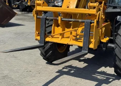 Телескопічний навантажувач JCB 531-70 2020, Рівне - 3/9