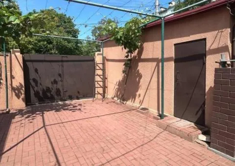 Продажа 5-комнатного дома, 122 м², 6 соток, Склифасовская, Одесса - 1/10