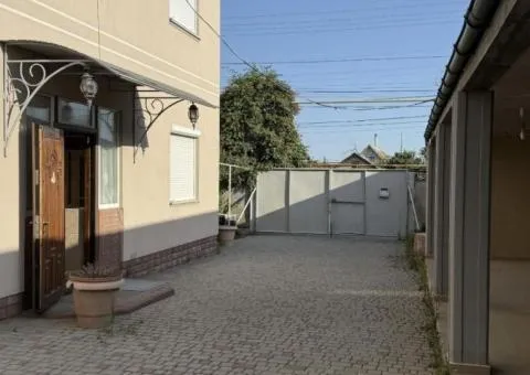 Продажа 5-комнатного дома, 240 м², Одесская, с. Александровка, Одесский район - 2/10