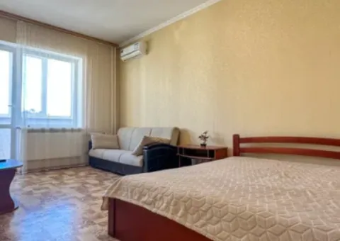 1-room apartment for sale, 45 m², Nebesnoi Sotni St, Odesa - 5/10