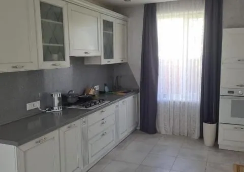 4-room house for sale, 95 m², ZhM Druzhnyy 10 massiv, Odesa - 1/8