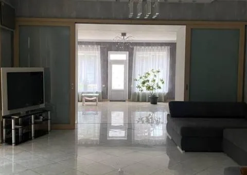 Продаж 7-кімнатного будинку, 320 м², Костанди, Київський район, Одеса - 1/10