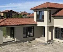 Продажа 4-комнатного дома, 207 м², Каралловая, Одесский район