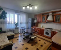 2-room apartment for sale, 73 m², Vilyamsa, Odesa