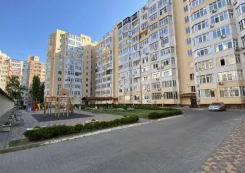 Продажа 2-комнатной квартиры, 81.3 м², ЖК «Дом у Фонтана», ул. М. Говорова, Одесса - 1/7