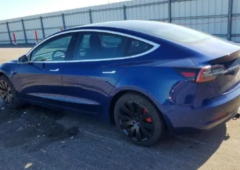 Tesla Model 3 2018, электро, полный привод, 209 215 км, Луцк - 3/10