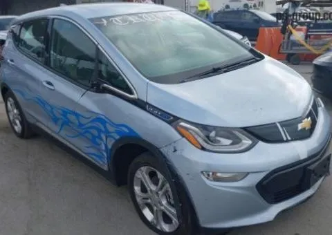 Продажа Chevrolet Bolt EV 2017, электрический, передний привод, 140 013 км, Луцк - 2/10