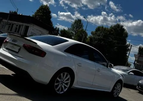 Audi A4 2014, 1.98 л бензин, автомат, полный привод quattro, 174 тыс. км, Луцк - 8/10