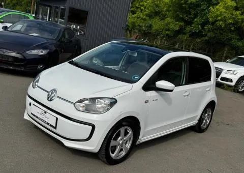 Продажа Volkswagen e-Up 2015, 18.7 kWh электрический, автомат, 124 тыс. км, Луцк - 1/10