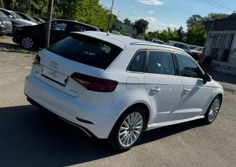 Audi A3 2017, 1.4 л гибрид, автомат, 154 тыс. км, Луцк - 7/10