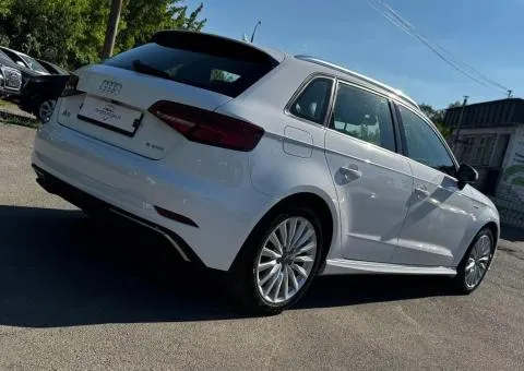 Audi A3 2017, 1.4 л гибрид, автомат, 154 тыс. км, Луцк - 8/10