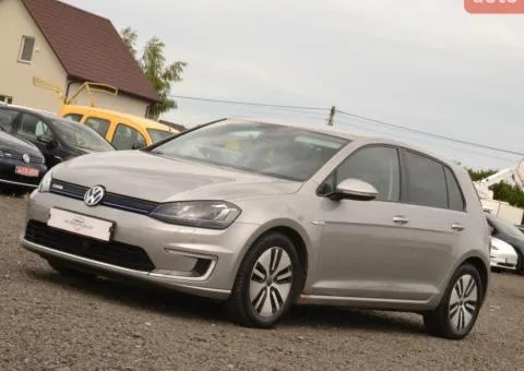 Продажа Volkswagen e-Golf 2016, 24.2 kWh электро, автомат, 117 тыс. км, Луцк - 2/10
